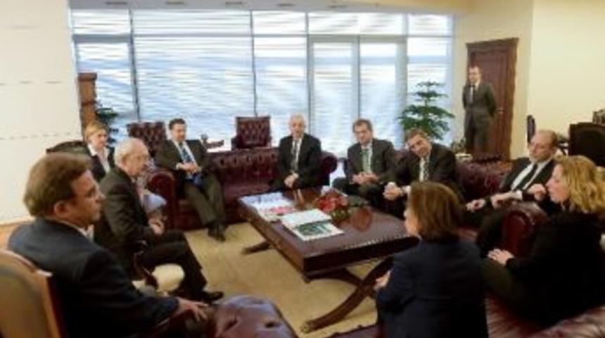 T&uuml;siad&rsquo;dan Chp&rsquo;ye Ziyaret