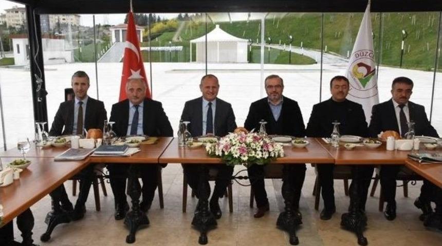 Başkan Stk’lara Projelerini Anlattı