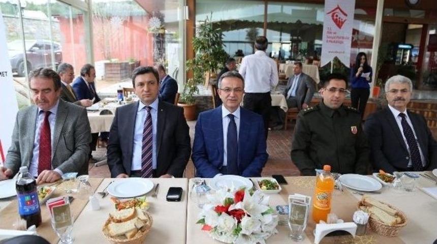 Başkan K&ouml;şker Şehit Aileleriyle Buluştu