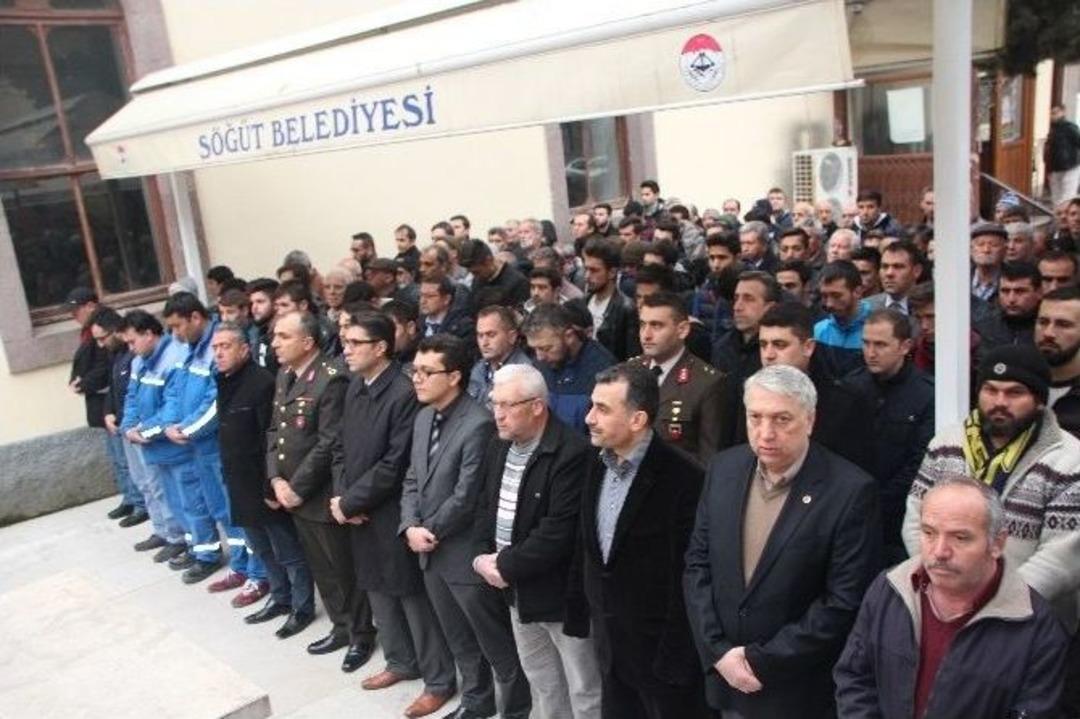 Şehidin Memleketi S&ouml;ğ&uuml;t&rsquo;te Gıyabi Cenaze Namazı Kılındı