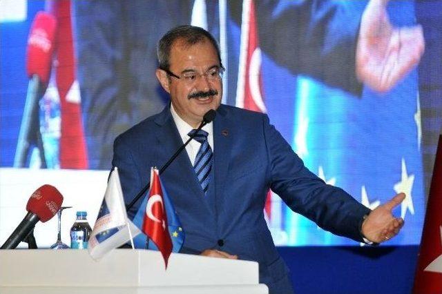 ’türkiye’nin Ab’ye Üyelik Süreci’ Toplantısı