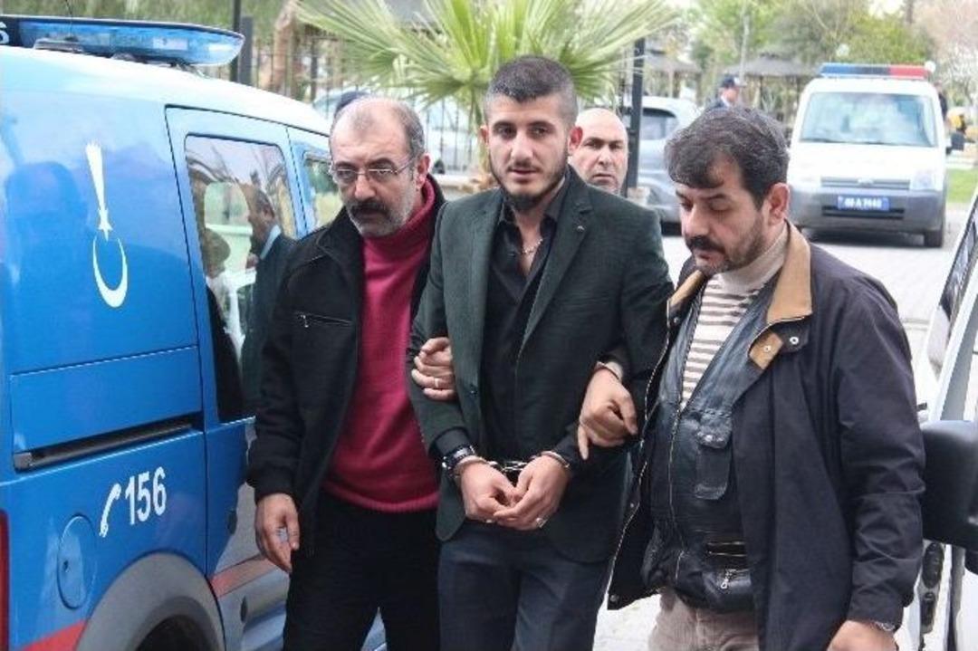 Husumetlilerini T&uuml;fekle Adliye &Ccedil;ıkışı Beklerken Polise Yakalandılar