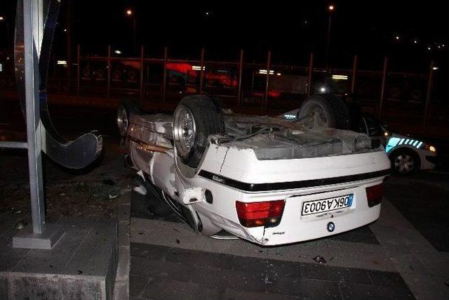 Hurdaya D&ouml;nen Otomobilden Sağ &Ccedil;ıktı 1