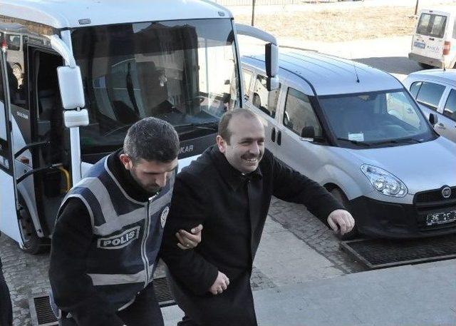 Kars&rsquo;ta Fet&ouml;/pdy Operasyonu: 24 G&ouml;zaltı 3