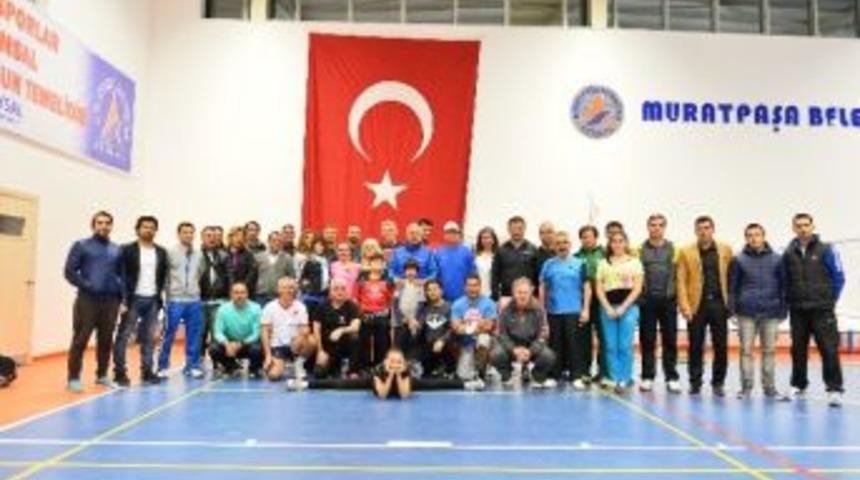 Muratpaşa&rsquo;dan Şehitlere Saygı Turnuvası