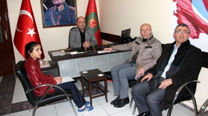 Gaziler Derneği Başkanı G&ouml;zyaşlarını Tutamadı