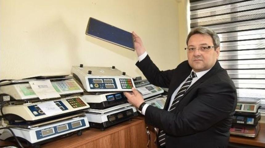 Yunusemre Zabıta M&uuml;d&uuml;r&uuml; Cengiz Şişmanlar Esnafı Uyardı: