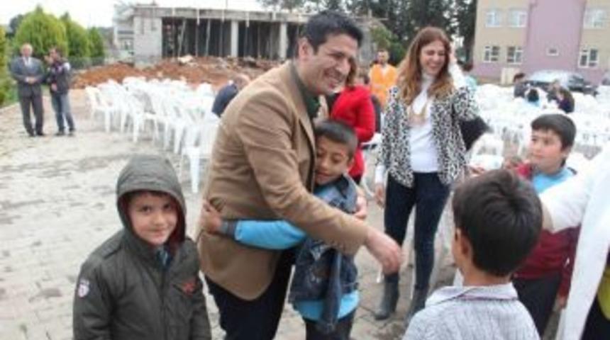 Başkan Gen&ccedil;, Ortaokul Temel Atma T&ouml;renine Katıldı