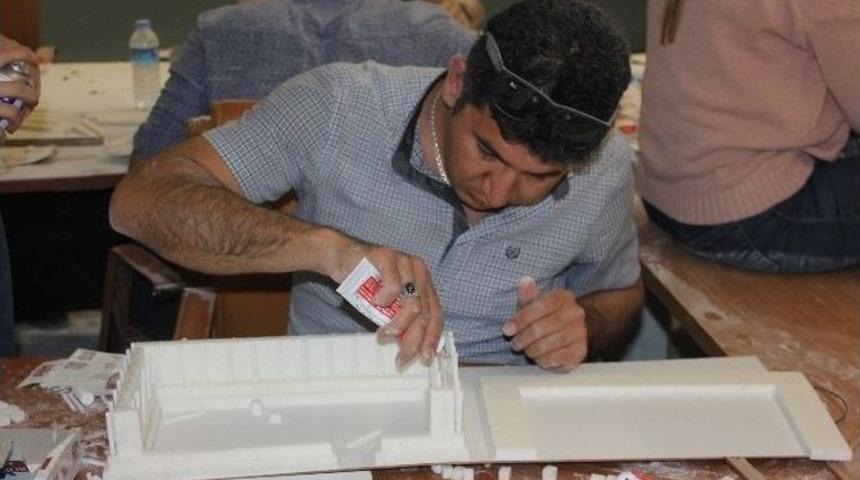 36 Bin K&uuml;p Şekerle Tarihi Eserlere Can Verdiler