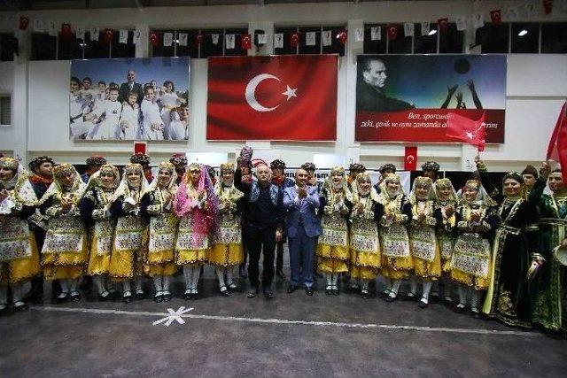 Bayraklı&rsquo;nın Gururu Oldular 1