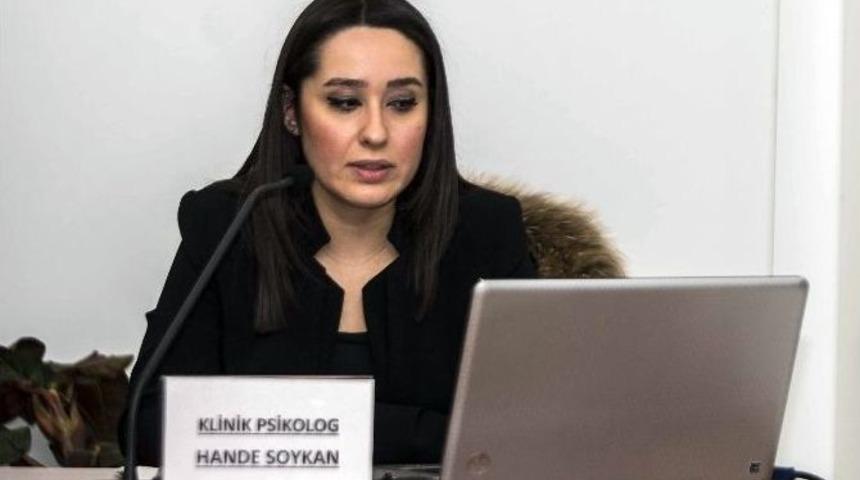 Psikolog Hande Soykan, &Ccedil;ocuklara &Ouml;zg&uuml;ven Kazandırmanın P&uuml;f Noktalarını Anlattı