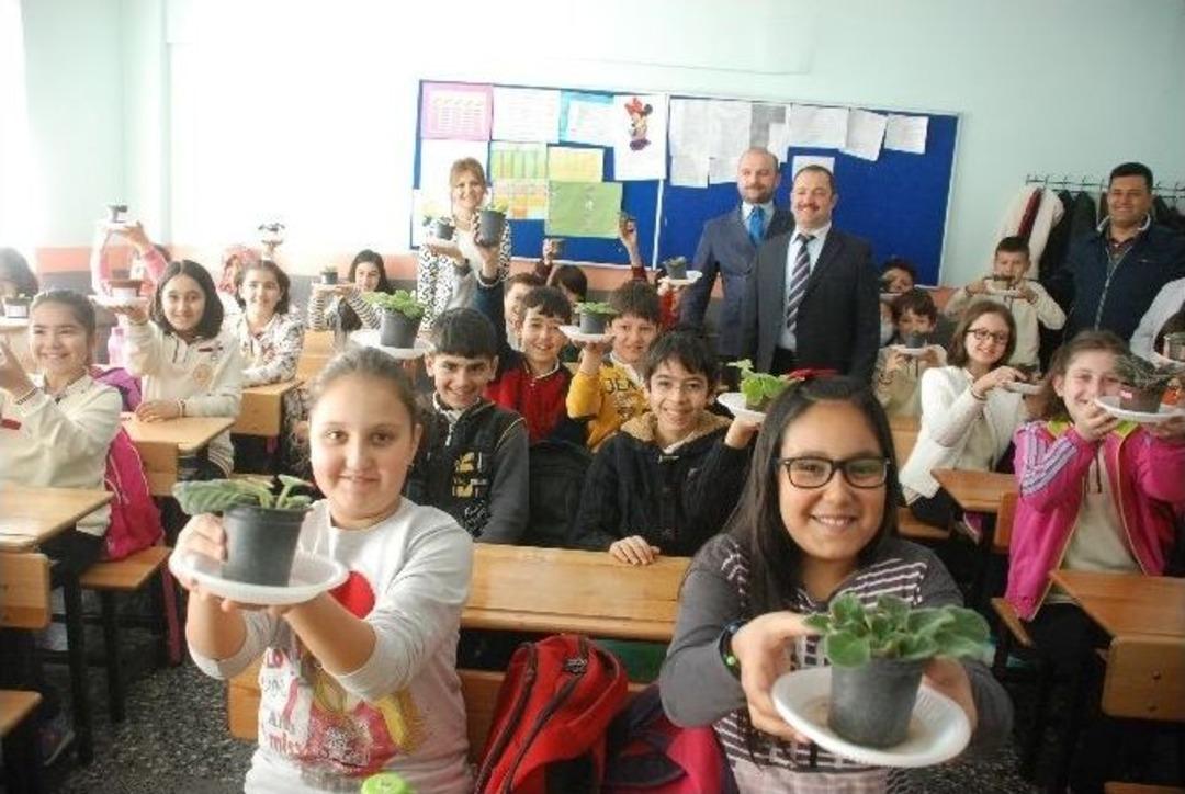 Sınıfları &Ccedil;i&ccedil;ek Gibi Olacak