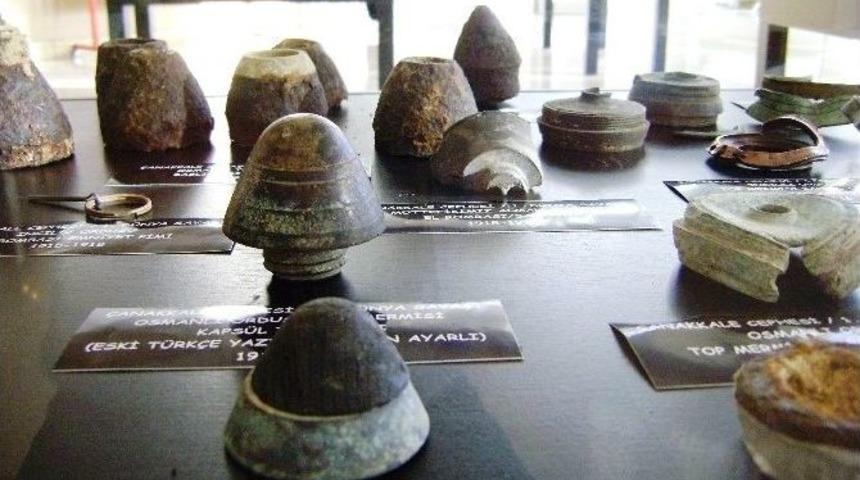 &Ccedil;anakkale Şehitleri Sergiyle Anılıyor