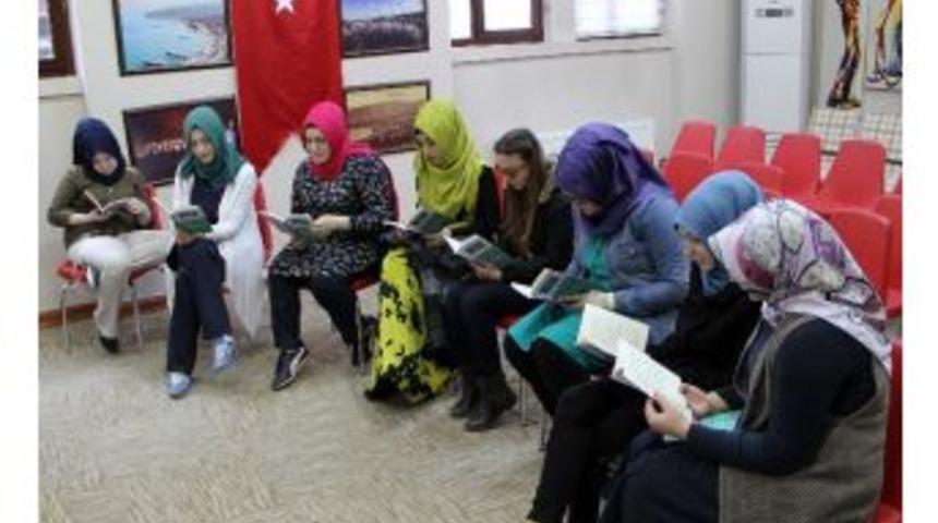 Samsunlu Gen&ccedil;lerden Kitap Okuma Seferberliği