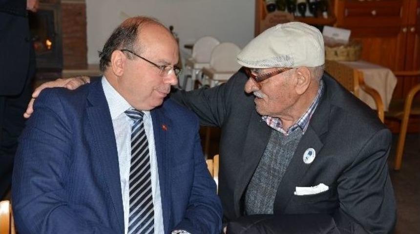 Vali &Ccedil;i&ccedil;ek: &ldquo;yaşlıya Saygı K&uuml;lt&uuml;r&uuml;m&uuml;zde Var&rdquo;