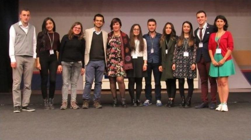 Avrupa G&ouml;n&uuml;ll&uuml; Hizmeti Toplantısı Yoğun İlgi G&ouml;rd&uuml;