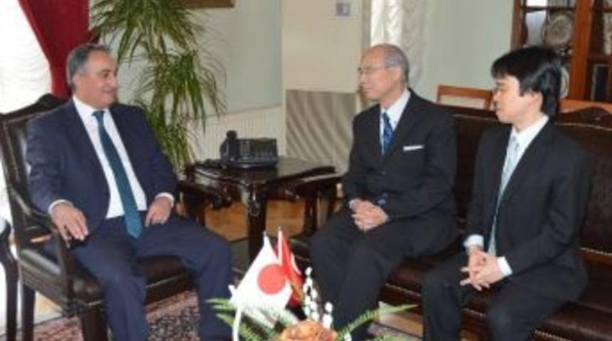Japon Başkonsolostan Teşekk&uuml;r Ziyareti
