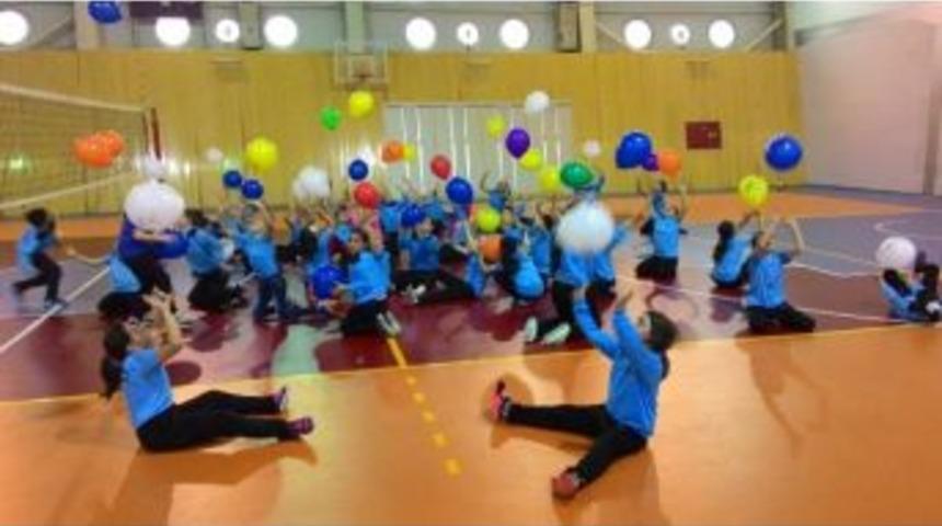 Spor Okulu &Ouml;ğrencileri Baharı Karşıladı