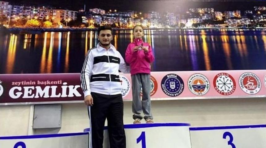 İhlas Koleji Spor Kul&uuml;b&uuml; &Ouml;ğrencisi Milli Takıma Se&ccedil;ildi