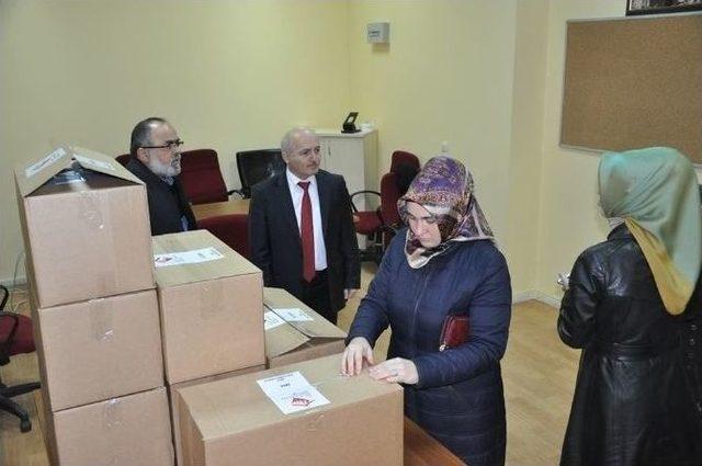 Huzurevi Sakinlerinden Suriyeli &Ccedil;ocuklara Yardım Malzemesi 1