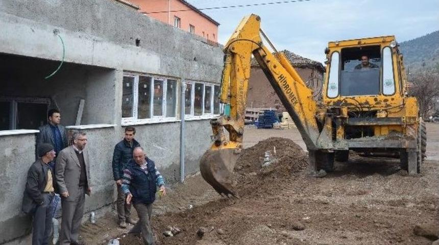 Sarıcakaya&rsquo;da Yemekhane Yapımı S&uuml;r&uuml;yor