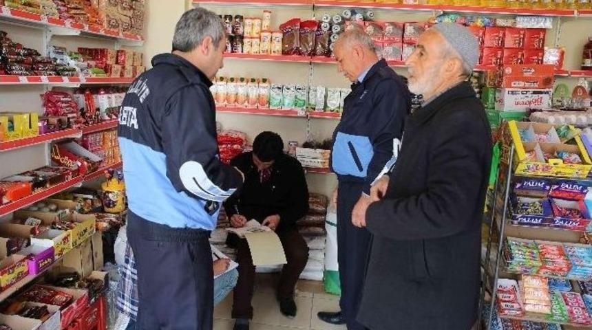 Haliliye&rsquo;de Zabıtalar Sağlıksız Gıdaların Satışına Ge&ccedil;it Vermiyor