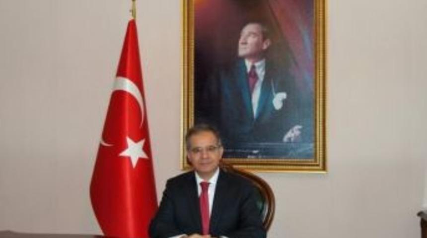 Vali Tapsız&rsquo;ın Yaşlılar Haftası Mesajı