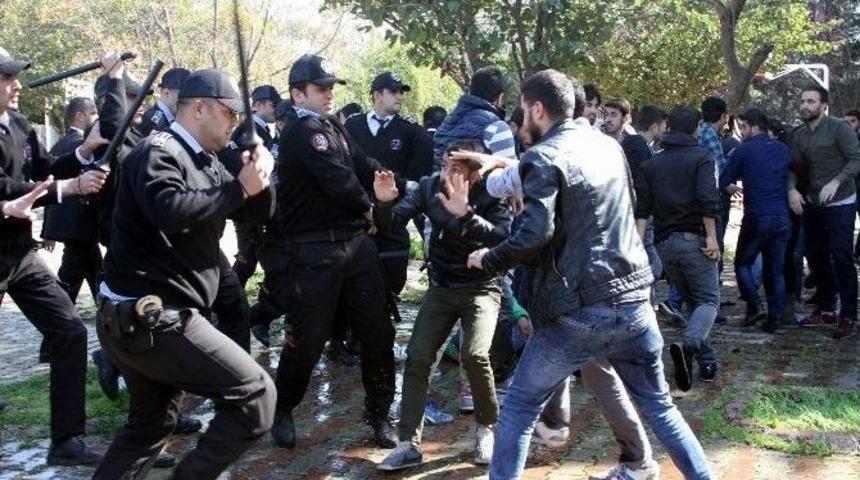 Antalya&rsquo;da İzinsiz Nevruza Tomalı M&uuml;dahale