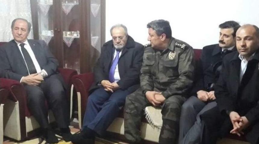 Milli G&uuml;reş&ccedil;inin Ailesine Taziye Ziyareti