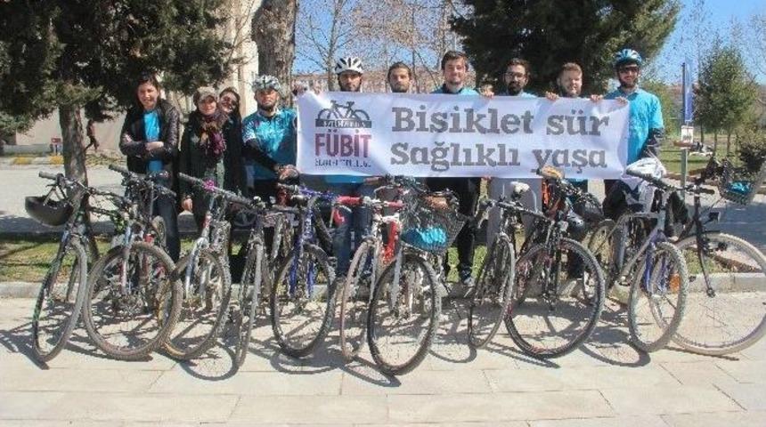 Elazığ&rsquo;da Sağlık &Ccedil;alışanları Pedal &Ccedil;evirdi