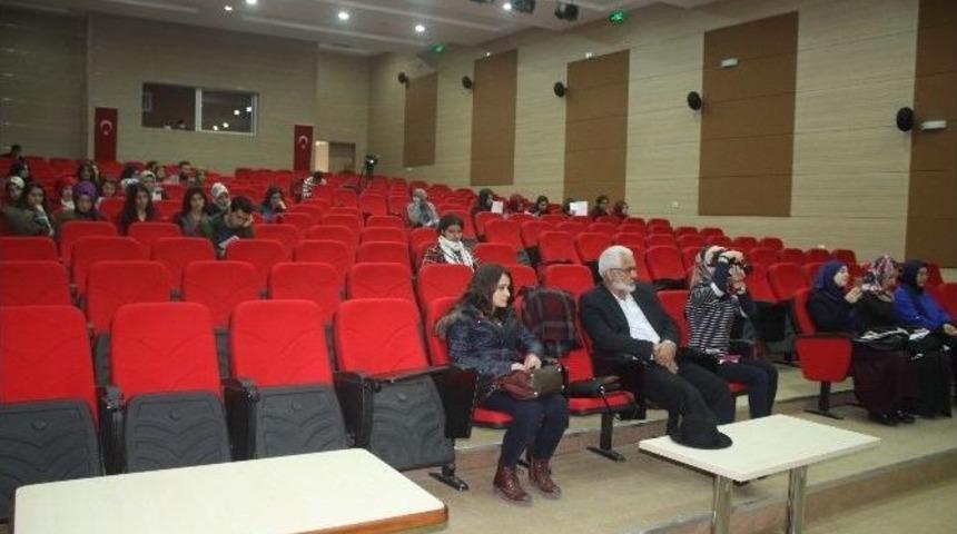 Geleceğin &Ouml;ğretmenlerine &rsquo;&ouml;ğretmenliği&rsquo; Anlattı