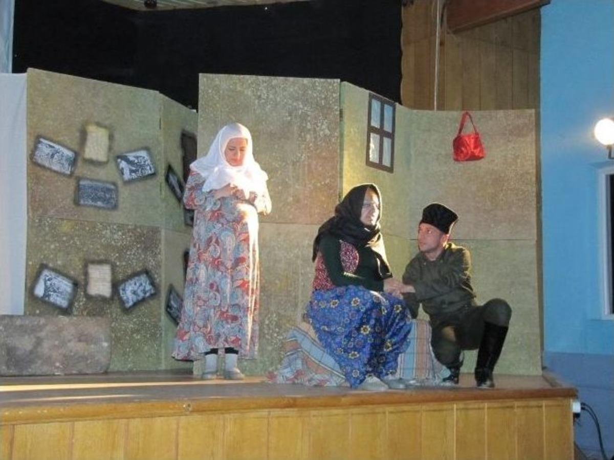 Hisarcık&rsquo;ta &rsquo;d&ouml;nmeyi D&uuml;ş&uuml;nmediler &Ccedil;anakkale 1915&rsquo; Konulu Tiyatro