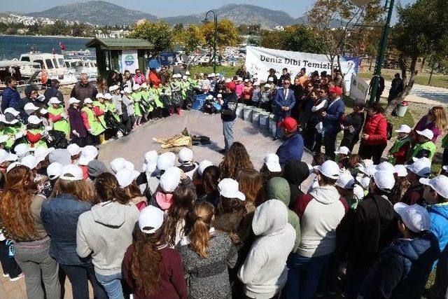 Bodrum Belediyesi Dalış Ekibi Bitez Koyunu Temizledi