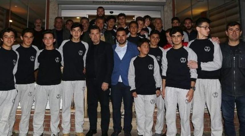 G&uuml;ndoğanlı Gen&ccedil;ler T&uuml;rkiye Şampiyonasına Gidiyor