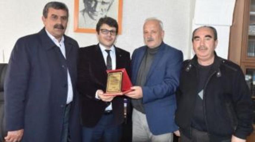 M&uuml;ft&uuml; İmamoğlu&rsquo;na Teşekk&uuml;r Plaketi