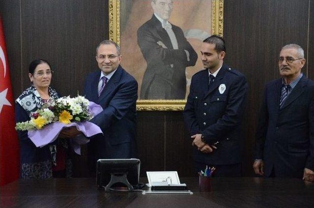 Gazi Polise Devlet Övünç Madalyası Verildi