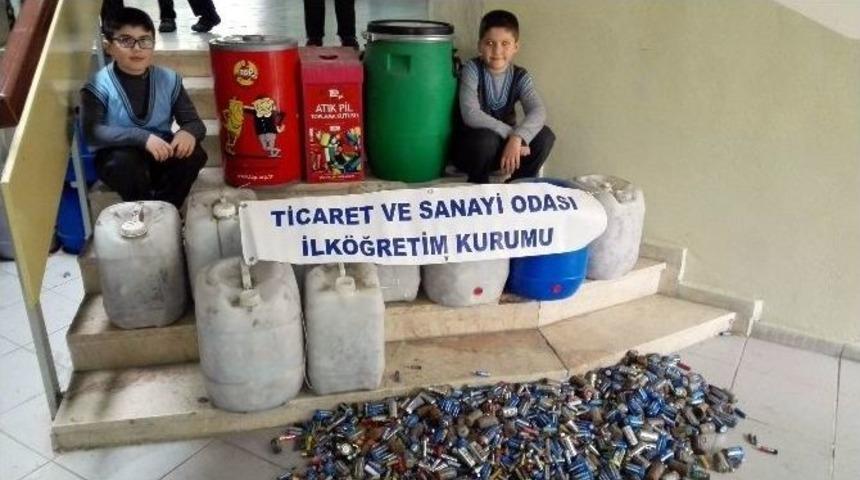 &Ouml;ğrenciler Atık Pilleri Topluyor