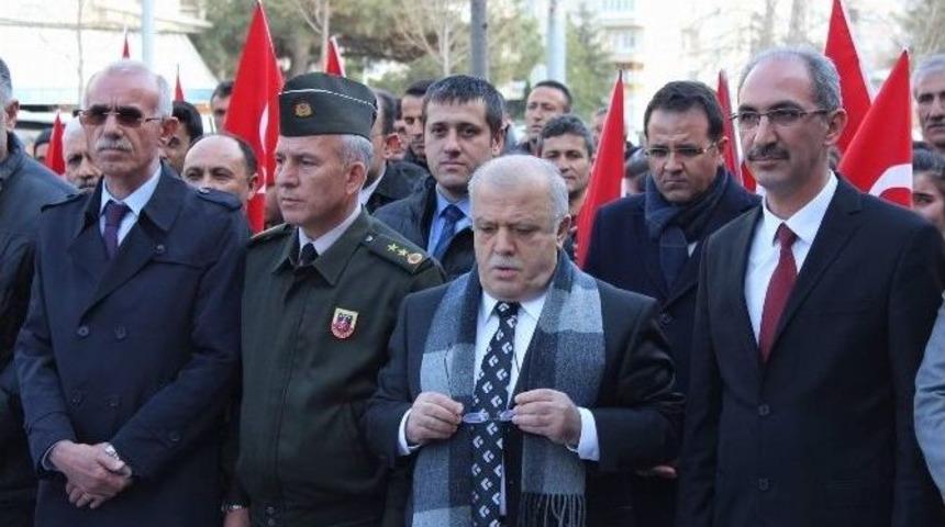 Bayır-bucak T&uuml;rkmenleri İ&ccedil;in Kırşehir&rsquo;den Son Yardım Konvoyu Yola &Ccedil;ıktı