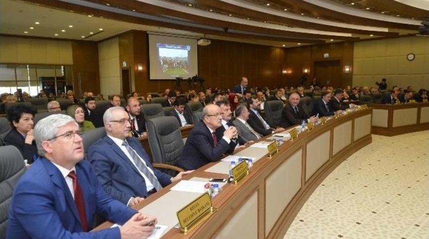 Bey Sarayı&rsquo;nda Top Genelkurmay&rsquo;da