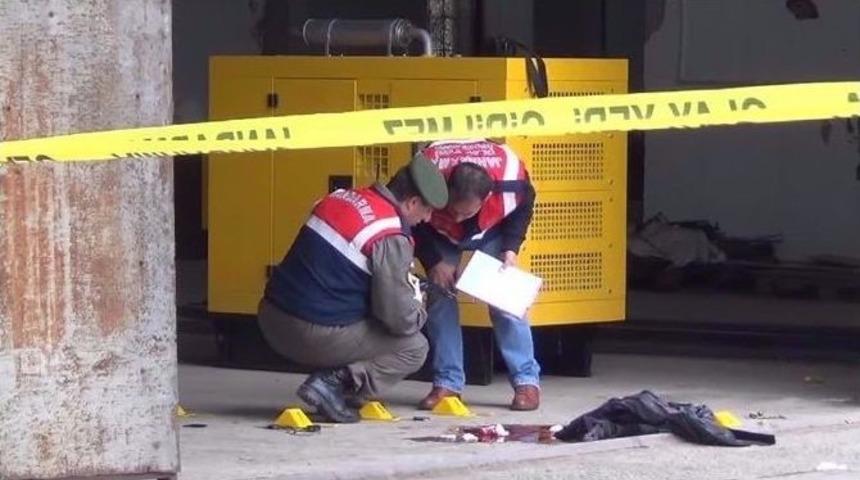 Alacak Verecek Kavgası Kanlı Bitti: 1 &Ouml;l&uuml;, 1 Yaralı