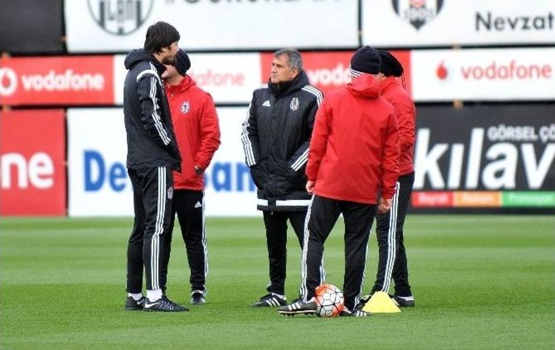 Beşiktaş, Antalyaspor Ma&ccedil;ı Hazırlıklarını S&uuml;rd&uuml;r&uuml;yor