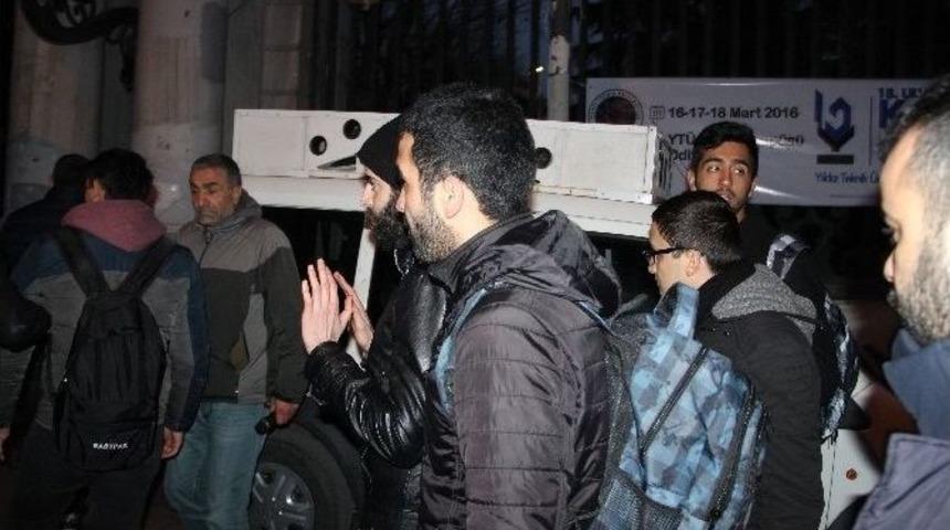 Galatasaray Meydanı&rsquo;ndaki Eyleme M&uuml;dahale: 4 G&ouml;zaltı