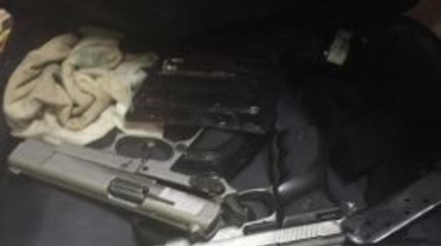 Silah Deposu Baskınına Giden Polis Cinayet Zanlısını Yakaladı