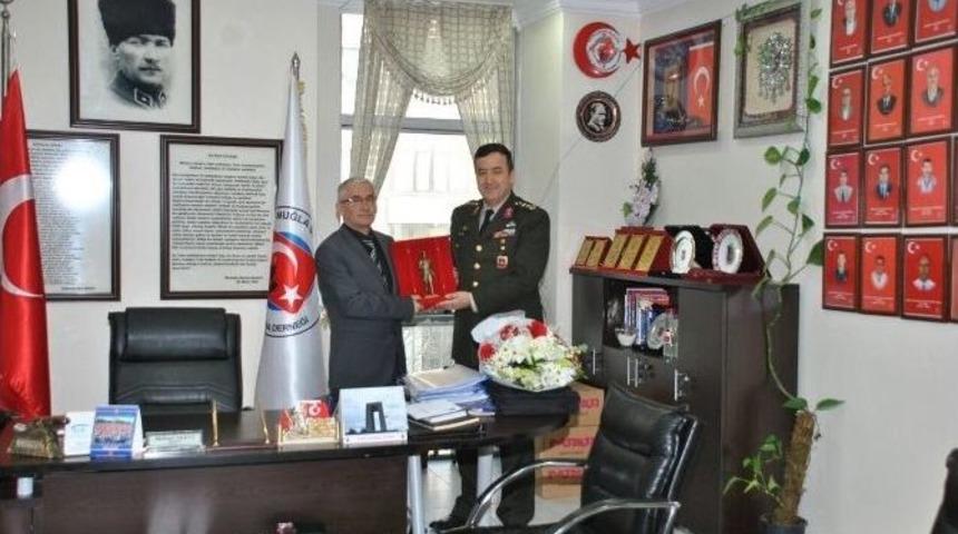 &Ouml;zfidan&rsquo;dan Şehit Aileleri Derneğine Ziyaret