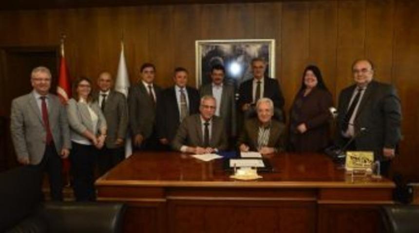 Nevvar Salih İşg&ouml;ren Vakfı&rsquo;ndan 100 &Ouml;ğrenciye Burs