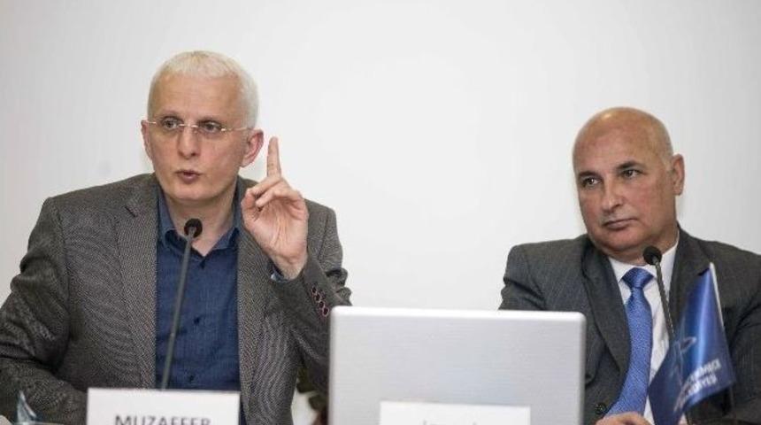 Tarih&ccedil;i - Yazar İsmail Bilgin: &ldquo;&ccedil;anakkale&rsquo;de 3 Saatte 980 Bin Mermi Atıldı&rdquo;