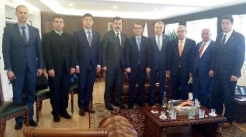 Aydınlı Sanayiciler Enerji Bakanlığı&rsquo;na &Ccedil;ıkartma Yaptı