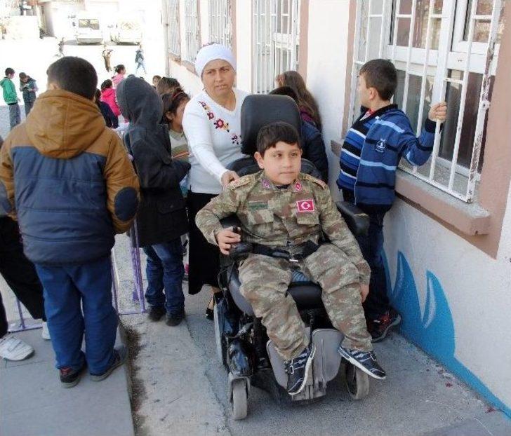 Murat Okusun Diye Okulda Nöbet Tutuyor G2