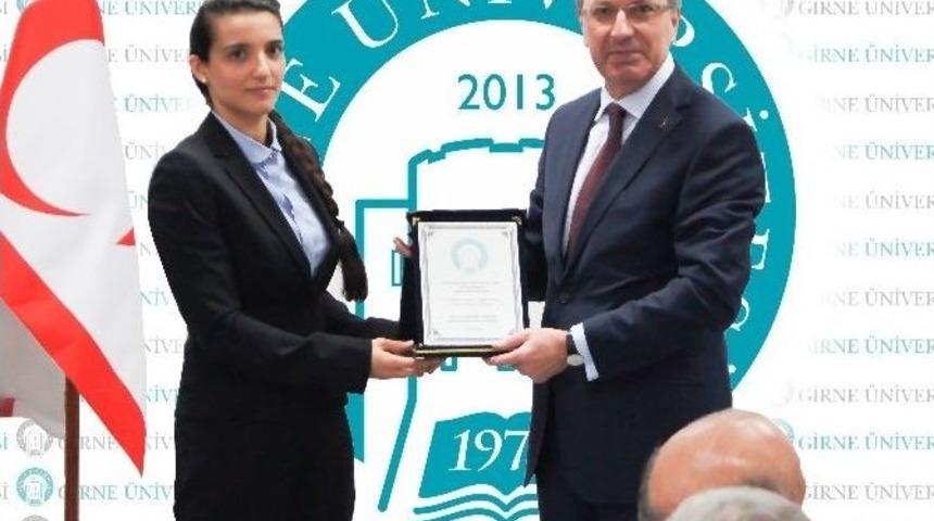 İş Bankası Genel M&uuml;d&uuml;r&uuml; Bali: &ldquo;esas Başarı, Her Şeyden &Ouml;nce Mutlu Olmaktır&rdquo;