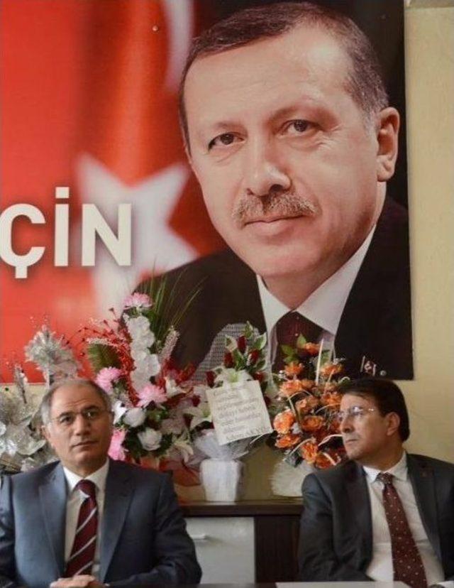 Aydemir: &lsquo;ala T&uuml;rkiye&rsquo;nin Gururudur&rsquo; 1